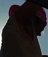 011.jpg