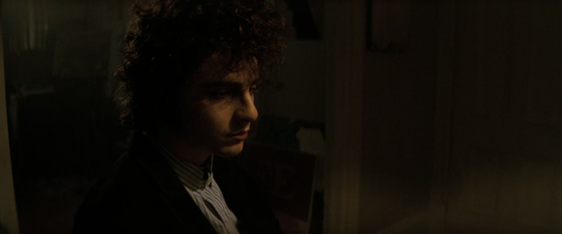 A_Complete_Unknown_2024_1080p_011187.jpg