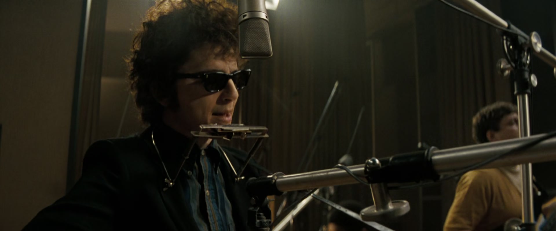 A_Complete_Unknown_2024_1080p_011533.jpg