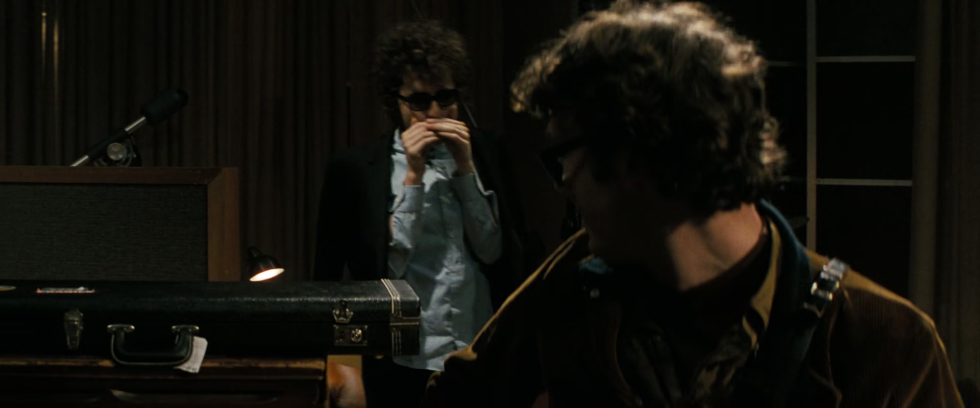 A_Complete_Unknown_2024_1080p_013770.jpg