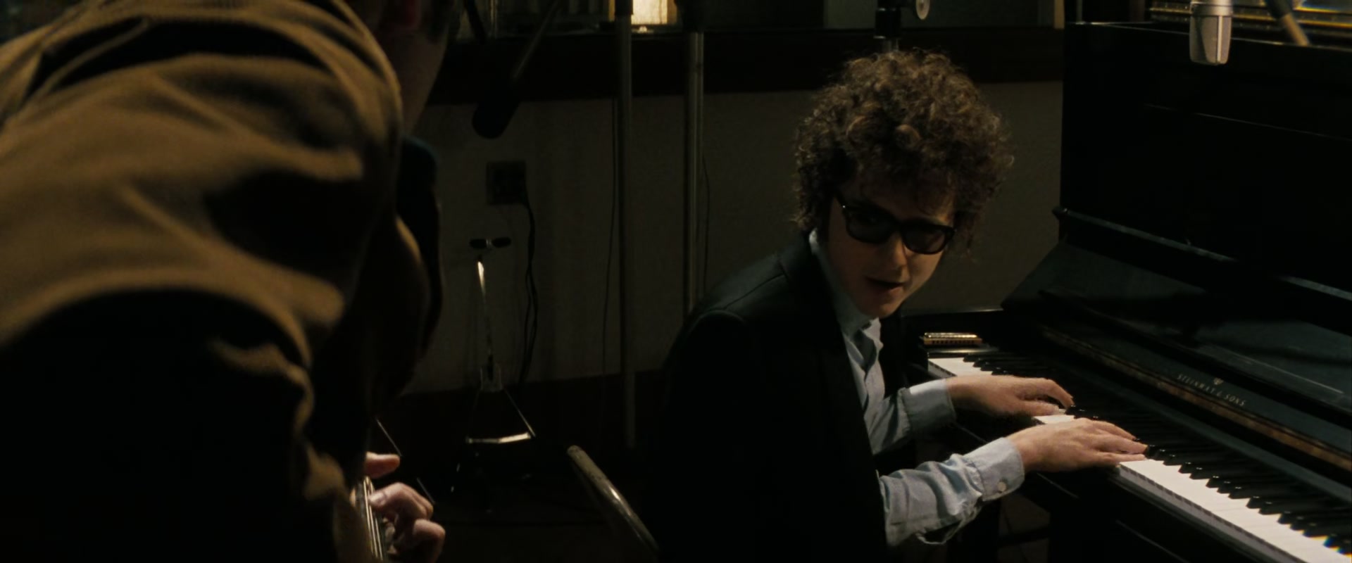A_Complete_Unknown_2024_1080p_013822.jpg
