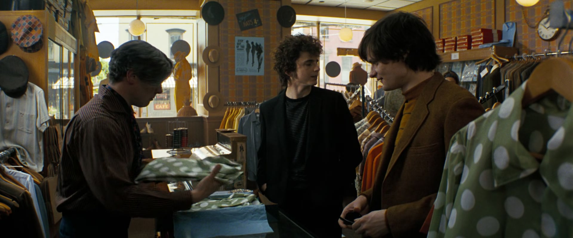 A_Complete_Unknown_2024_1080p_014086.jpg
