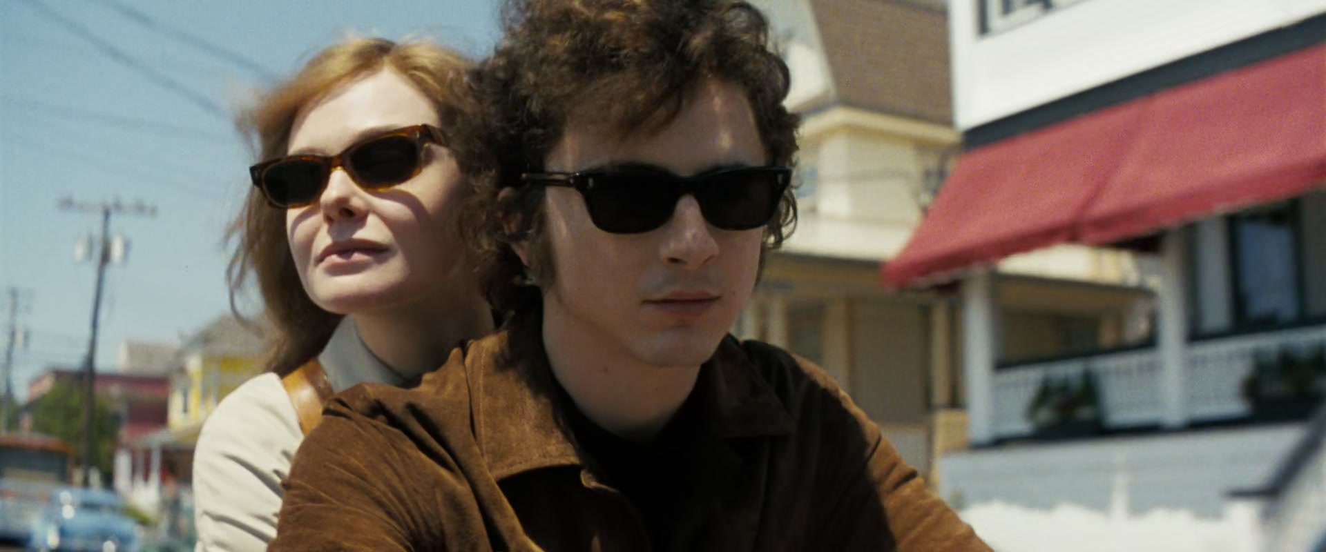 A_Complete_Unknown_2024_1080p_014384.jpg
