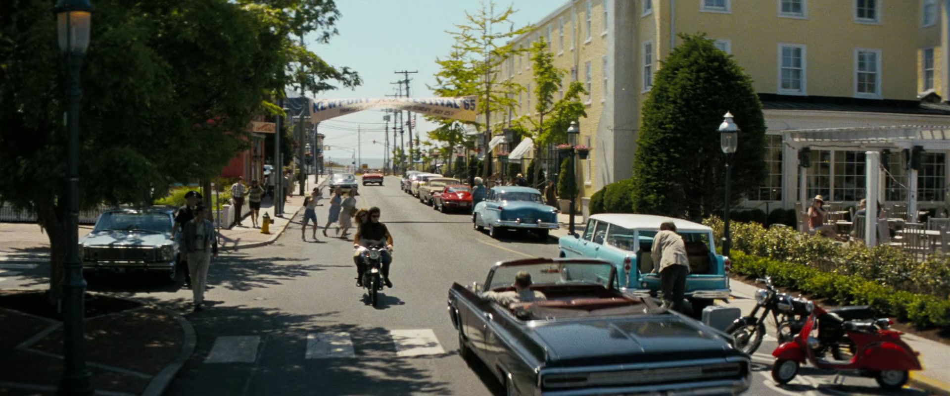 A_Complete_Unknown_2024_1080p_014393.jpg