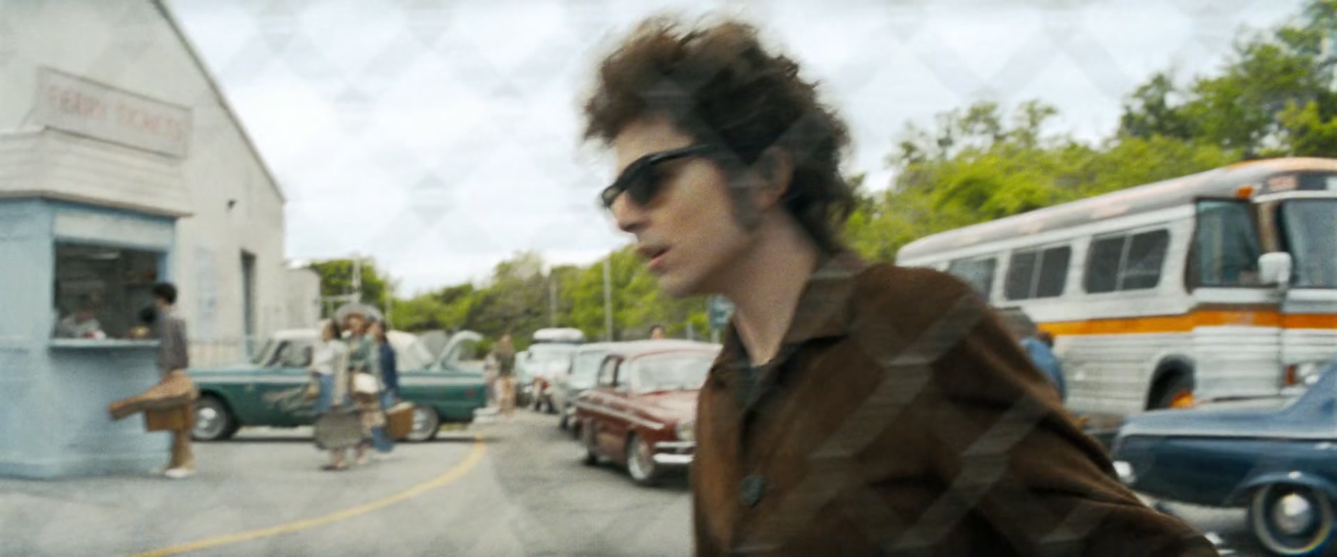 A_Complete_Unknown_2024_1080p_015511.jpg