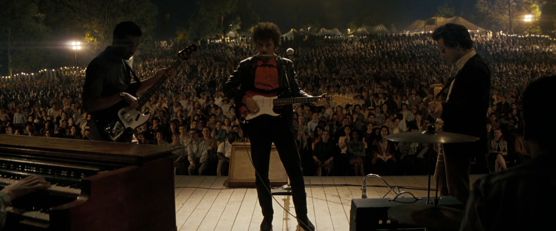 A_Complete_Unknown_2024_1080p_017138.jpg