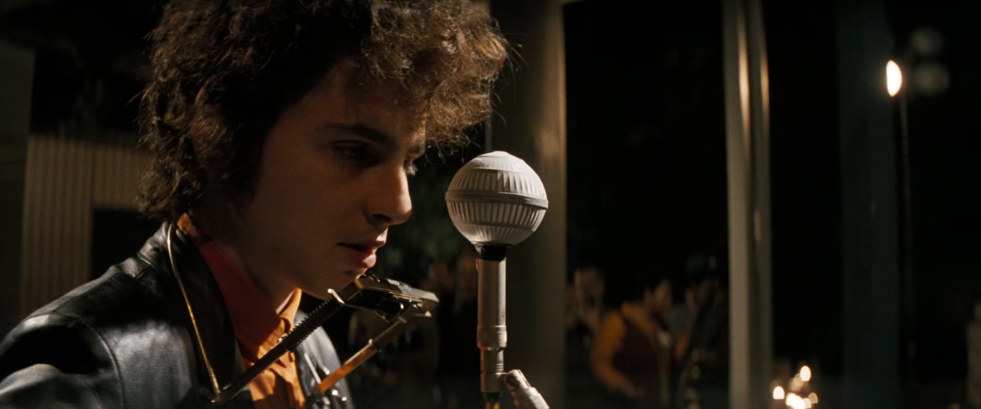 A_Complete_Unknown_2024_1080p_017219.jpg