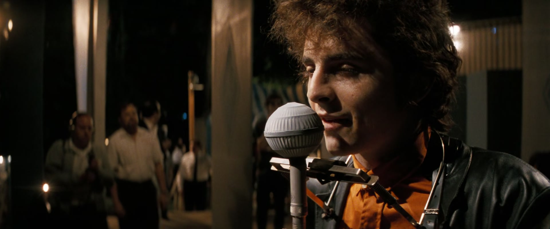 A_Complete_Unknown_2024_1080p_017251.jpg