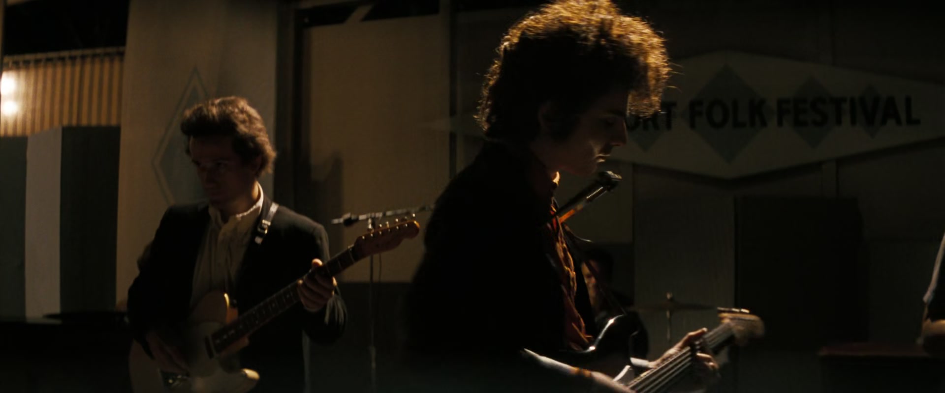 A_Complete_Unknown_2024_1080p_017461.jpg