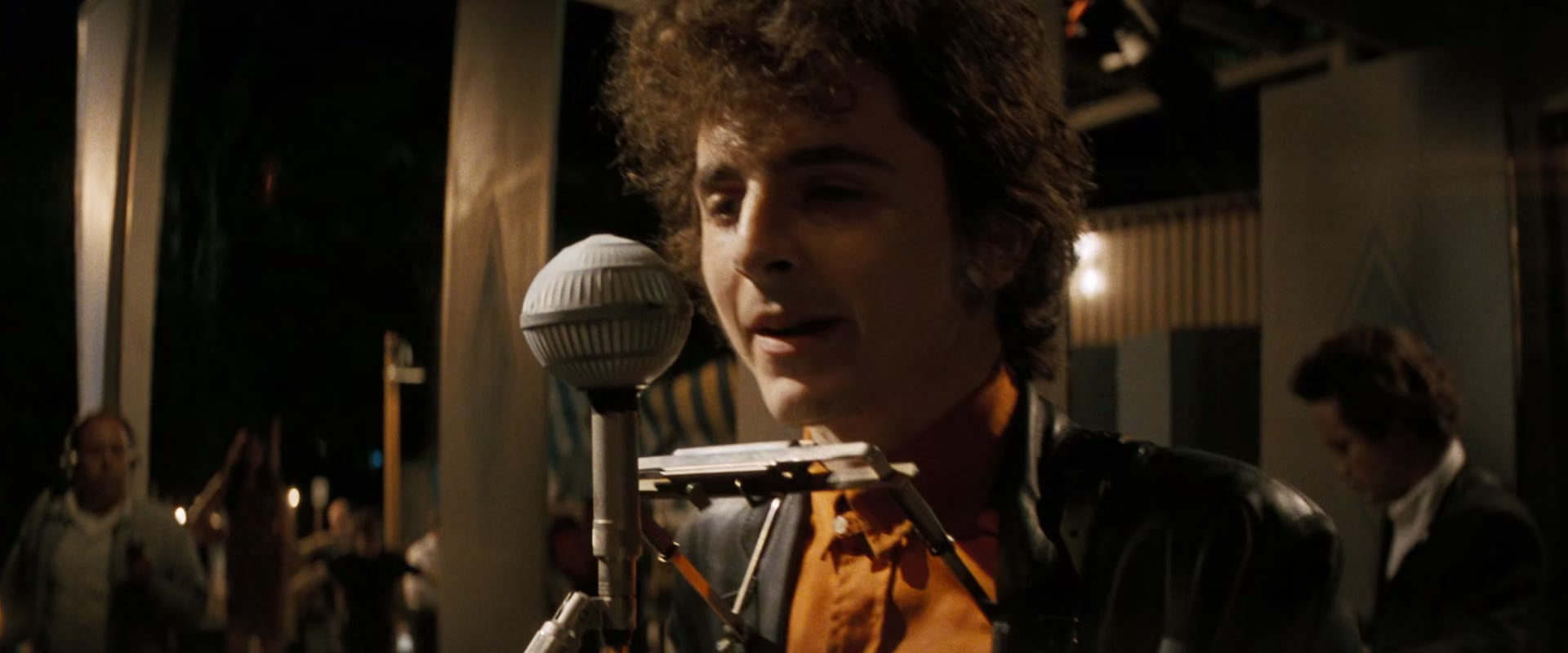 A_Complete_Unknown_2024_1080p_017805.jpg