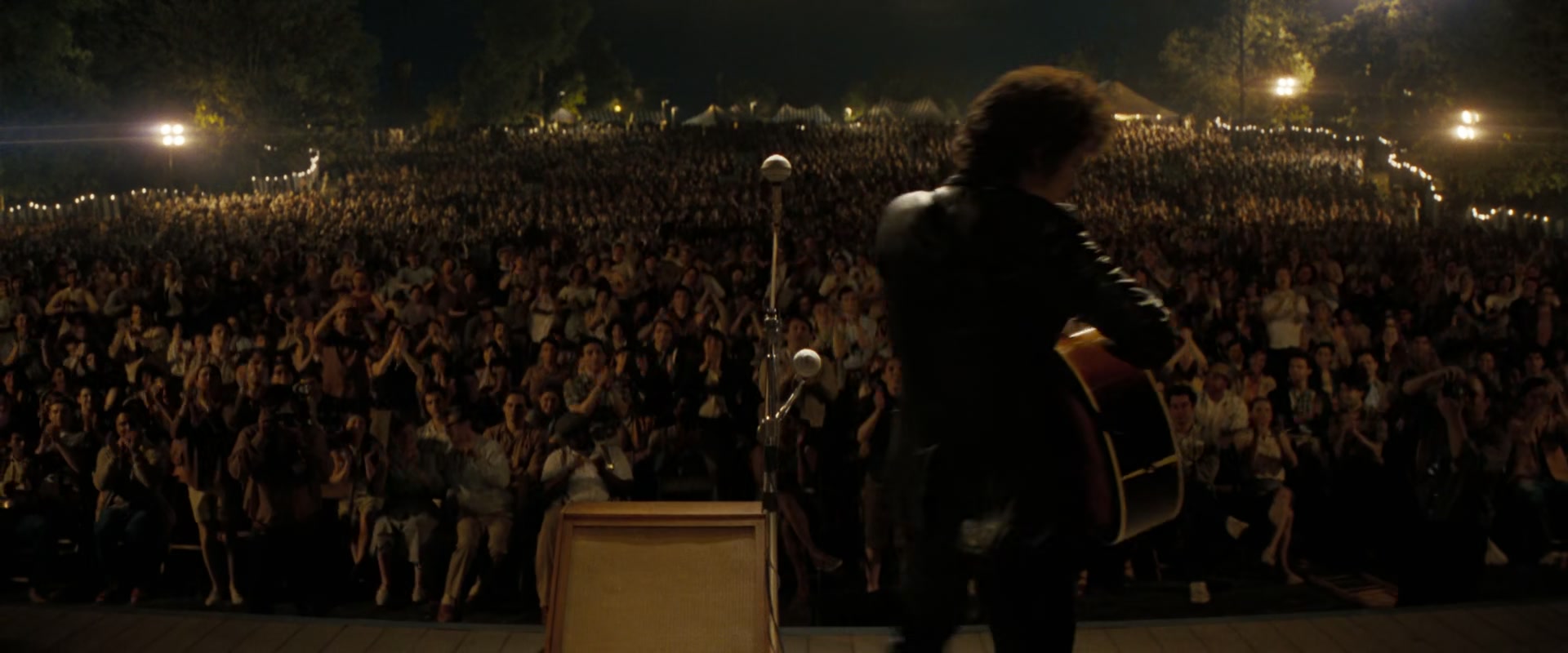 A_Complete_Unknown_2024_1080p_018431.jpg