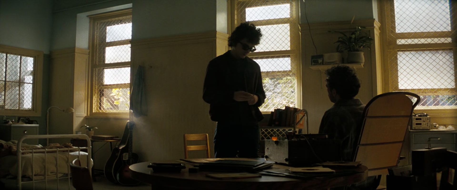 A_Complete_Unknown_2024_1080p_018998.jpg